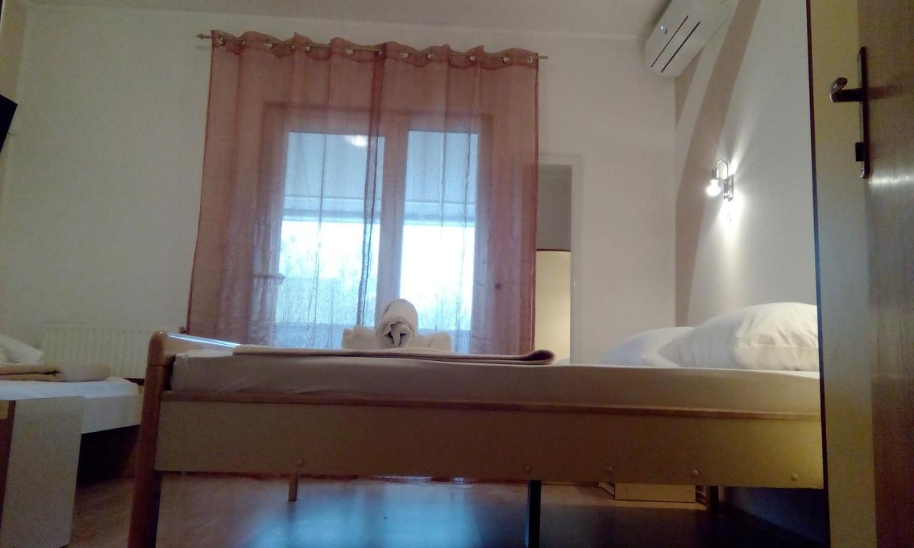 Apartments Meri Vodice Ngoại thất bức ảnh