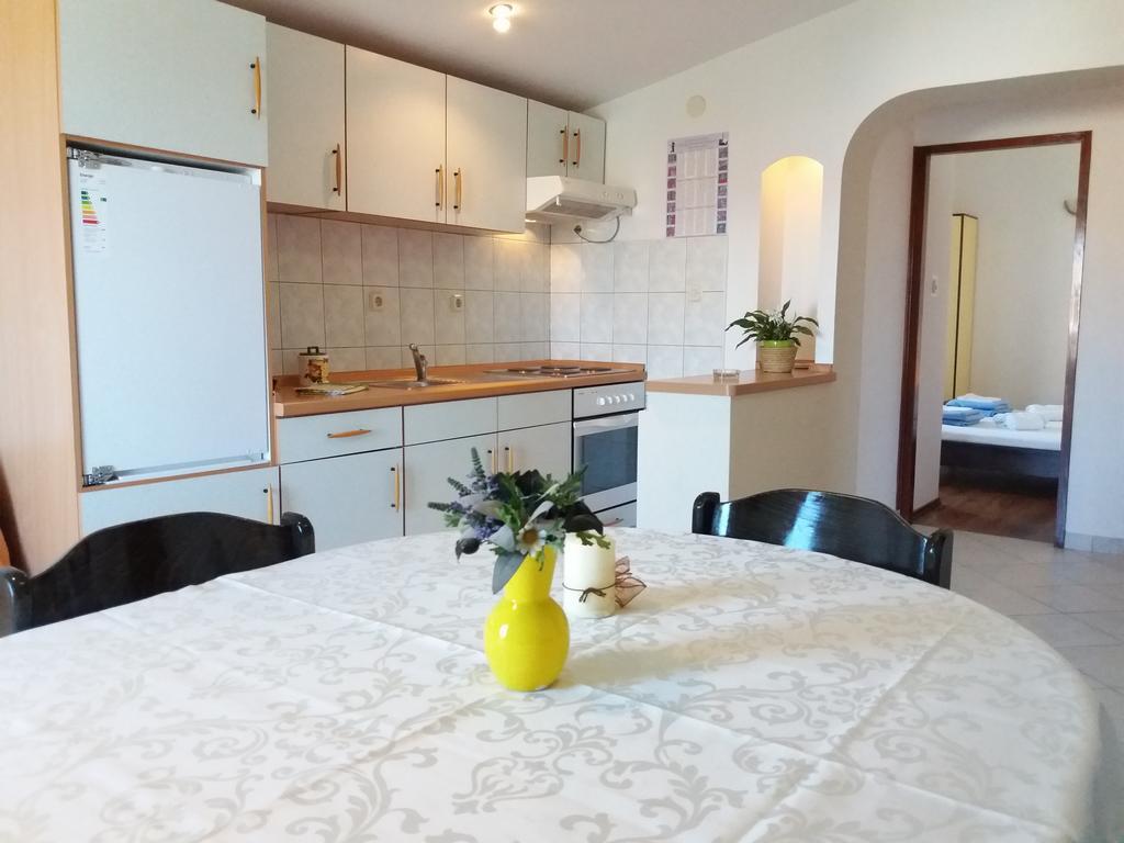 Apartments Meri Vodice Ngoại thất bức ảnh