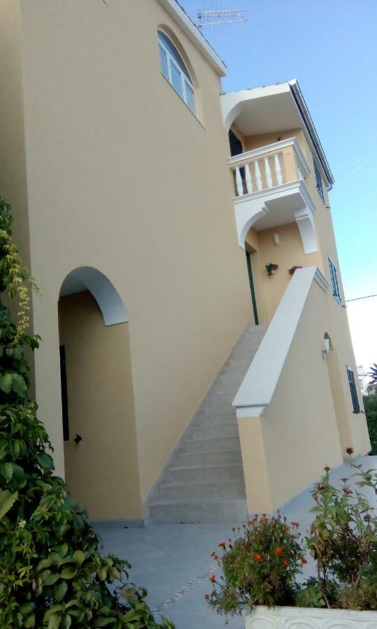 Apartments Meri Vodice Ngoại thất bức ảnh